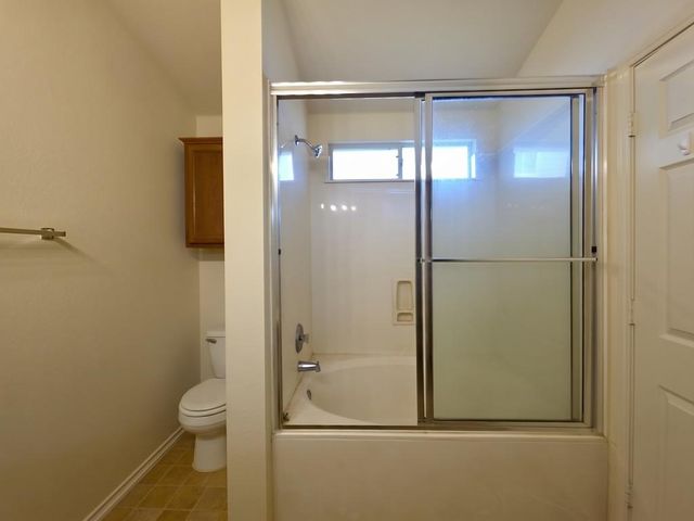 204 Delby ST, Hutto, TX 78634