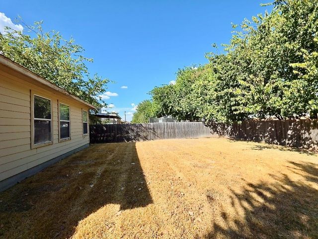 204 Delby ST, Hutto, TX 78634
