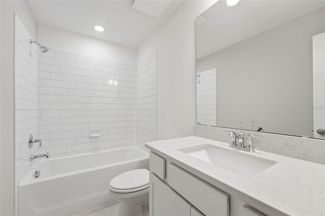 4560 MAPLE WALTZ ALLEY, Clermont, FL 34714