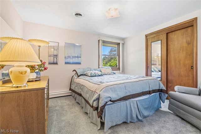 5738 Griffith Avenue NW, North Canton, OH 44720