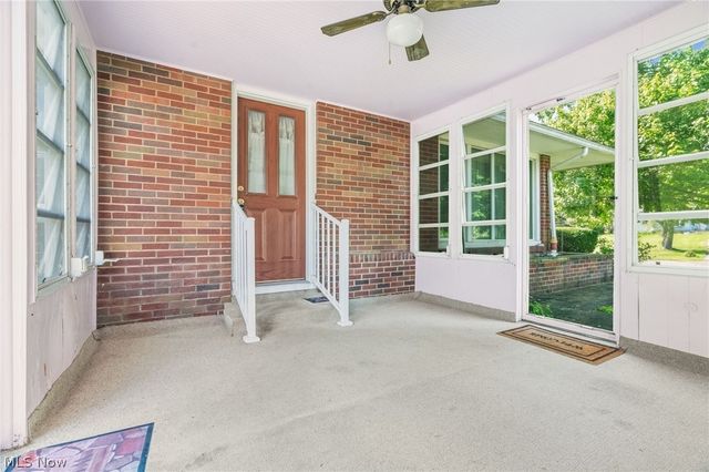 5738 Griffith Avenue NW, North Canton, OH 44720