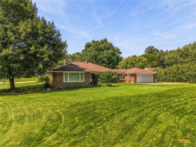 5738 Griffith Avenue NW, North Canton, OH 44720