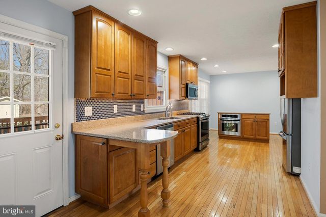 8416 BRADDOCK WAY, Columbia, MD 21046