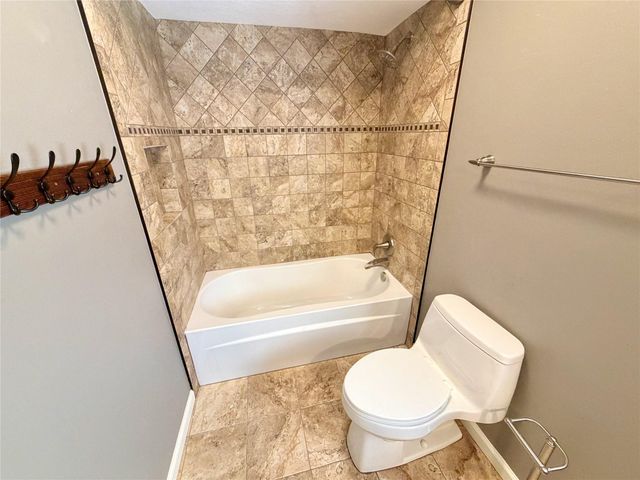 3214 Explorer Cove, Sugar Land, TX 77479