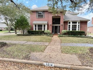3214 Explorer Cove, Sugar Land, TX 77479