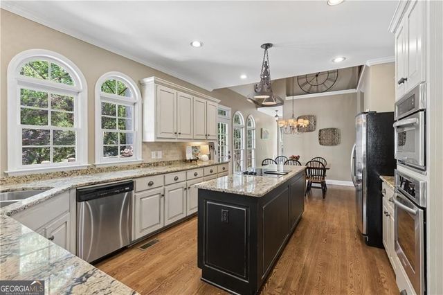 1024 Avery Creek Drive, Woodstock, GA 30188