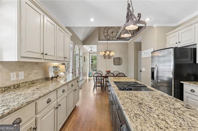 1024 Avery Creek Drive, Woodstock, GA 30188