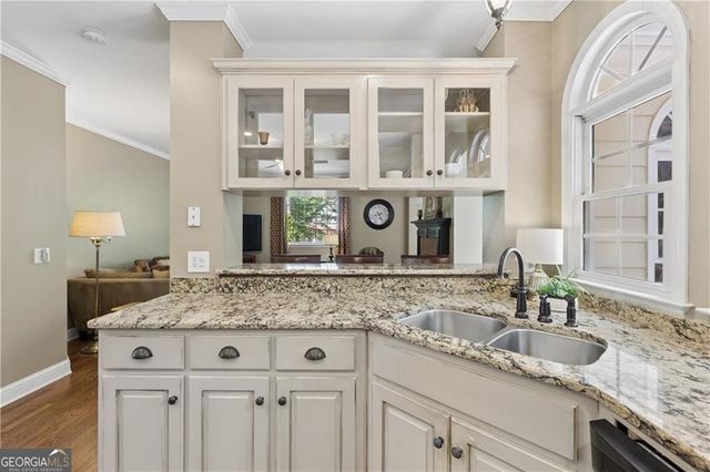 1024 Avery Creek Drive, Woodstock, GA 30188