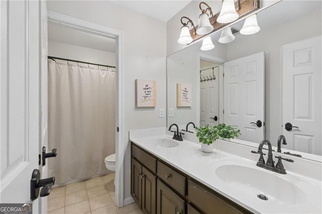 1024 Avery Creek Drive, Woodstock, GA 30188