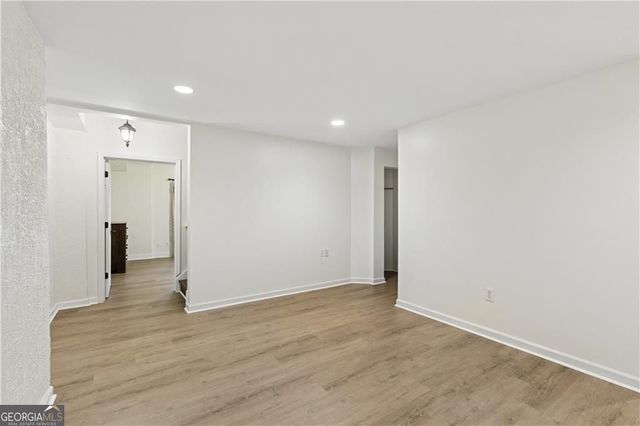 1024 Avery Creek Drive, Woodstock, GA 30188