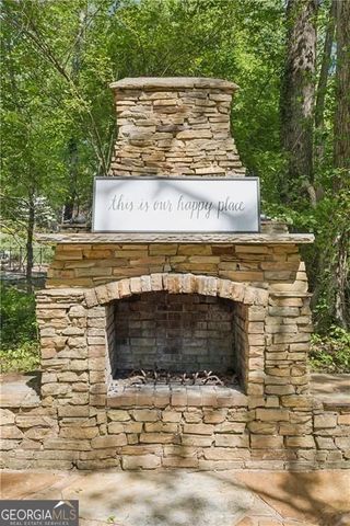 1024 Avery Creek Drive, Woodstock, GA 30188