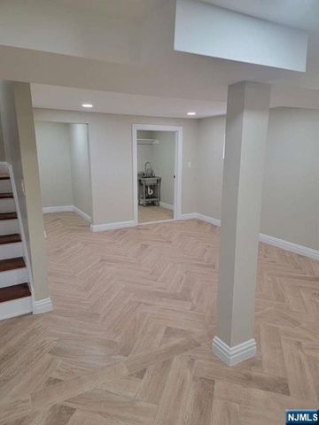 57 E Hudson Avenue, Englewood, NJ 07631