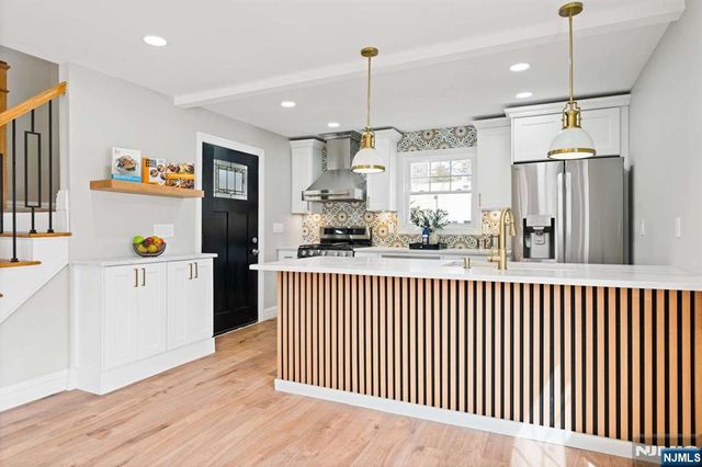 57 E Hudson Avenue, Englewood, NJ 07631