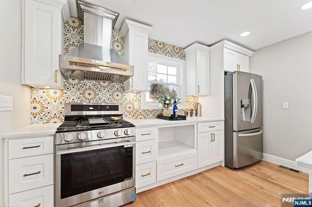 57 E Hudson Avenue, Englewood, NJ 07631