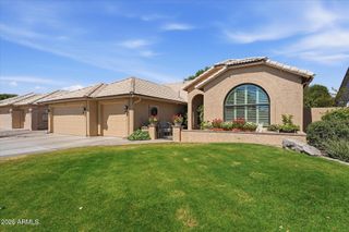 640 N ALDER Drive, Chandler, AZ 85226