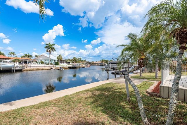 5008 GLENN DRIVE, New Port Richey, FL 34652