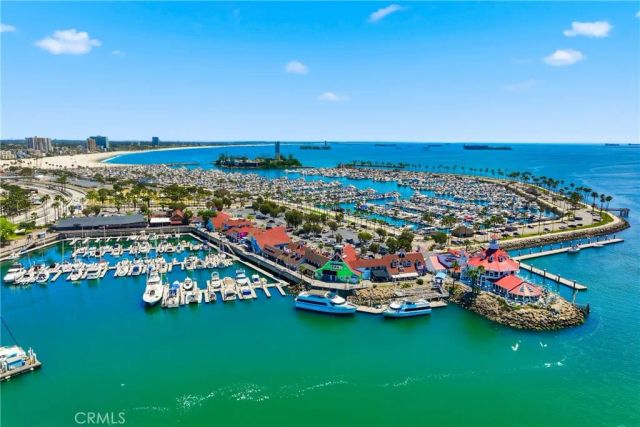 930 E 1st 16, Long Beach, CA 90802