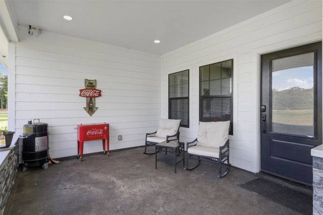 927 Aggie Avenue, Livingston, TX 77351
