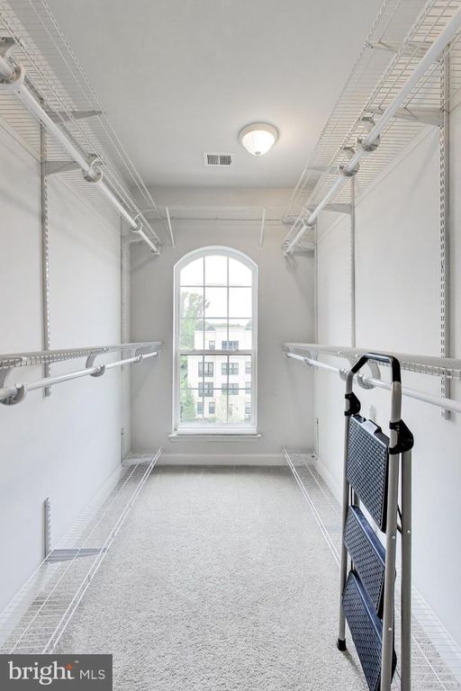 Image 18 of property listing at 517 WINDBOARD WAY, Oxon Hill, MD 20745