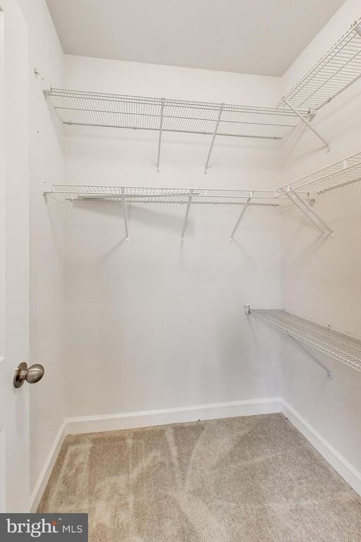 Image 25 of property listing at 517 WINDBOARD WAY, Oxon Hill, MD 20745
