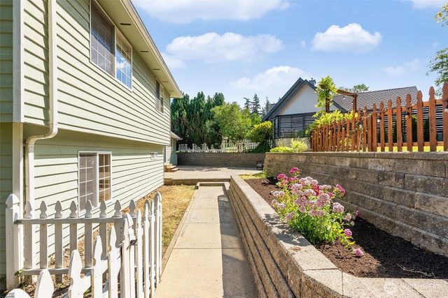 2918 Alvarado Drive, Bellingham, WA 98229