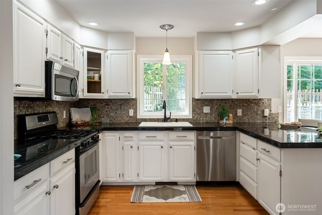 2918 Alvarado Drive, Bellingham, WA 98229
