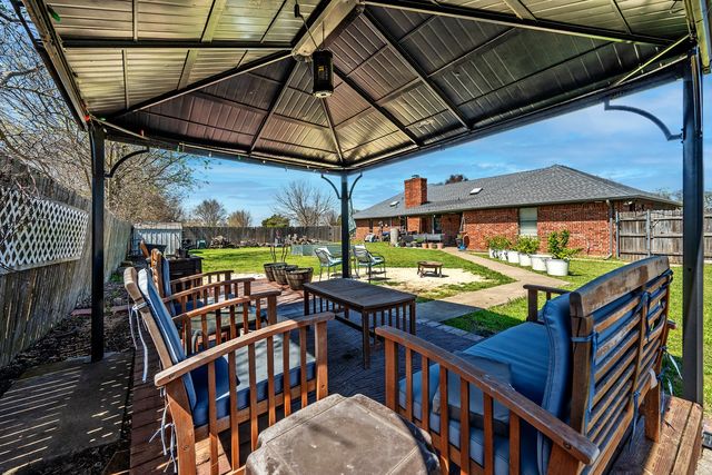 105 Cedar Ridge, Lowry Crossing, TX 75069