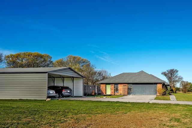 105 Cedar Ridge, Lowry Crossing, TX 75069
