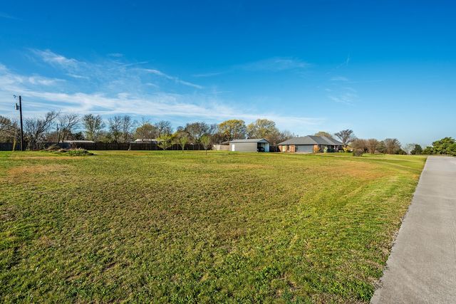 105 Cedar Ridge, Lowry Crossing, TX 75069