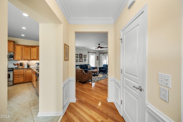 907 Footbridge Place, Cary, NC 27519