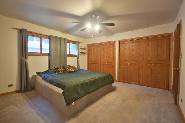 34W615 Illinois Street, St. Charles, IL 60174
