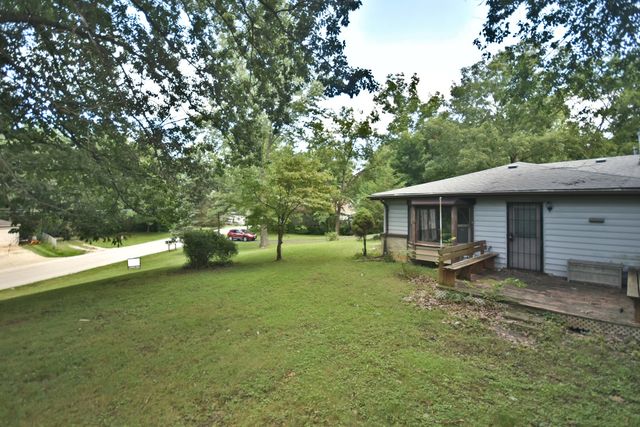 34W615 Illinois Street, St. Charles, IL 60174