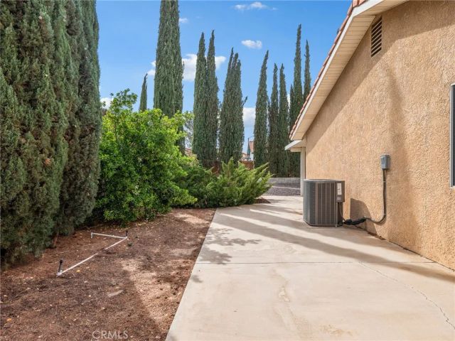 12298 Woodview, Victorville, CA 92392