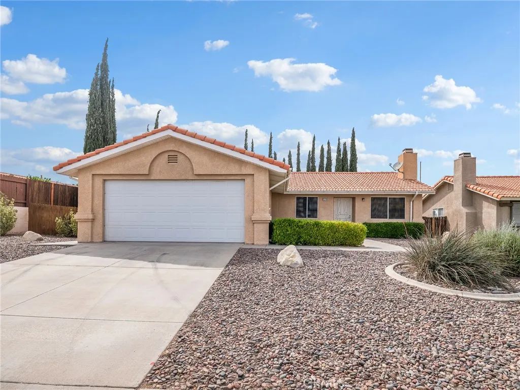 12298 Woodview, Victorville, CA 92392