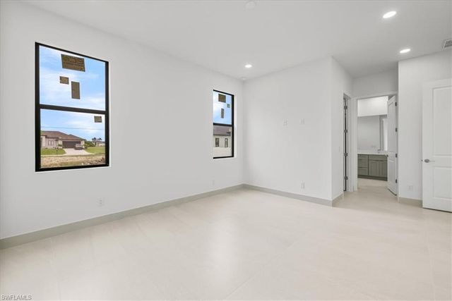 4333 NW 33rd LN, Cape Coral, FL 33993