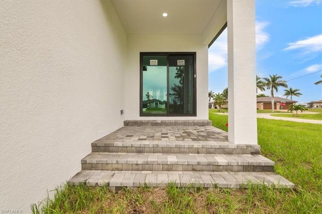 4333 NW 33rd LN, Cape Coral, FL 33993