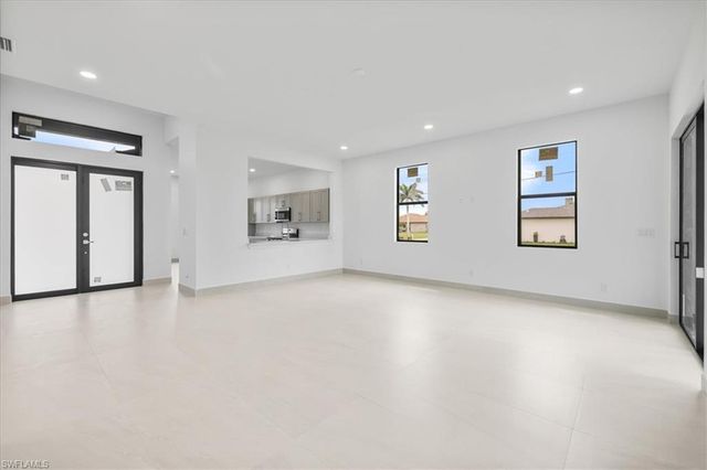 4333 NW 33rd LN, Cape Coral, FL 33993