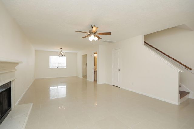 6635 Barker Bend Lane, Katy, TX 77449