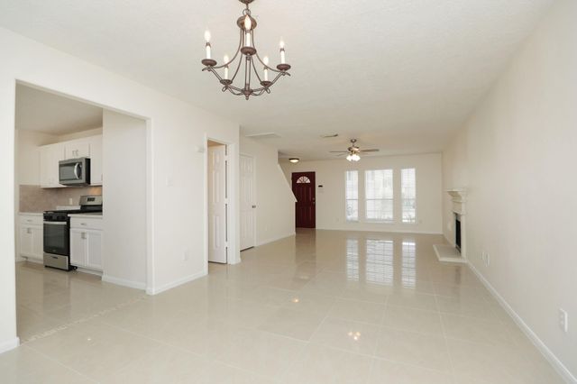 6635 Barker Bend Lane, Katy, TX 77449