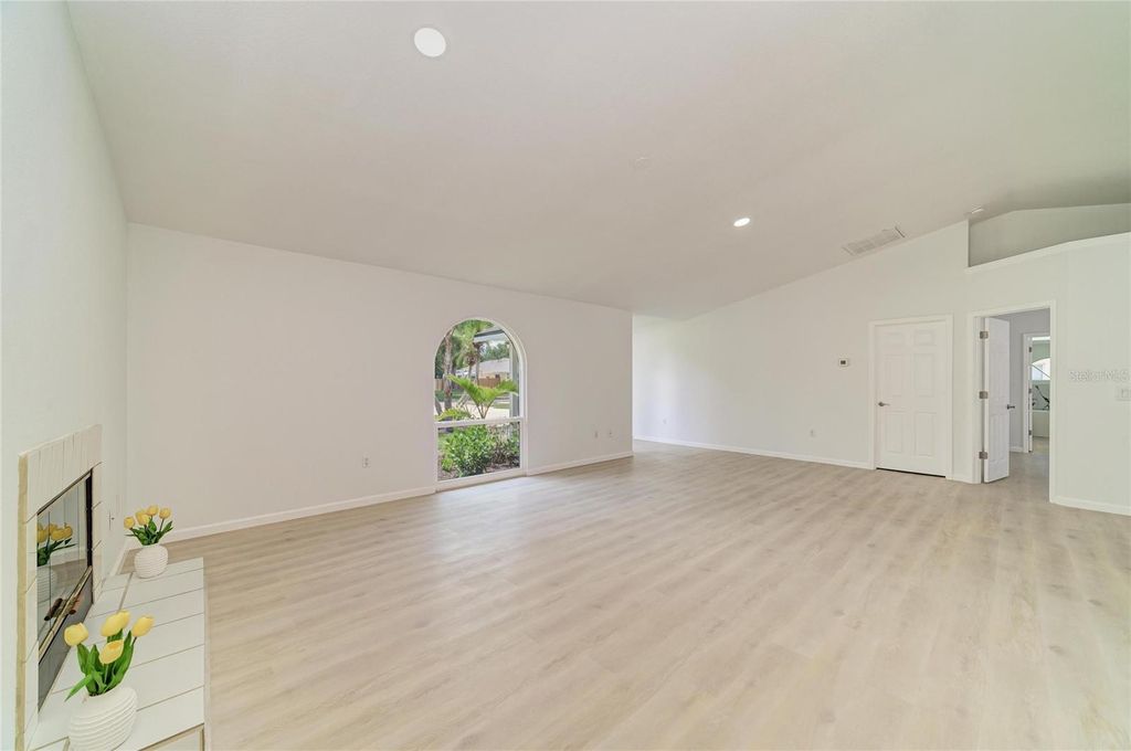 Image 15 of property listing at 6221 99TH STREET E, Bradenton, FL 34202