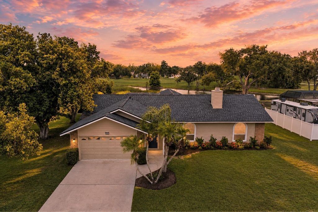 Image 3 of property listing at 6221 99TH STREET E, Bradenton, FL 34202