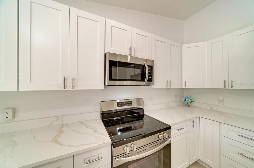 Image 30 of property listing at 6221 99TH STREET E, Bradenton, FL 34202