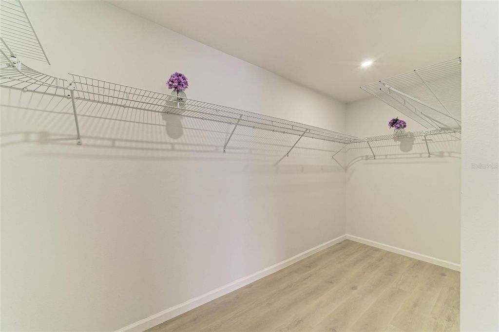 Image 43 of property listing at 6221 99TH STREET E, Bradenton, FL 34202