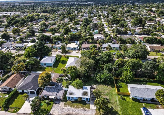 7871 Terrace Road, Lake Worth, FL 33462