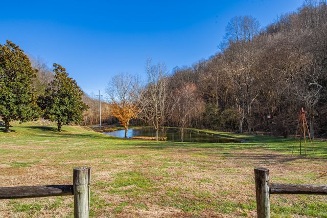 2149 Talley Rd, Belfast, TN 37019
