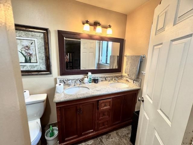 2407 Sarah Circle, Selma, CA 93662