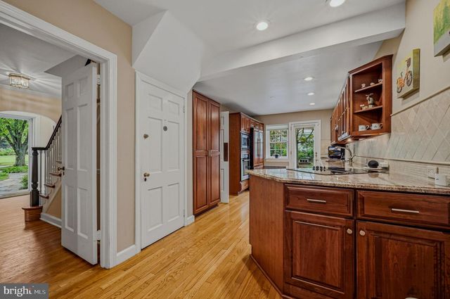804 GREENWOOD RD, Wilmington, DE 19807