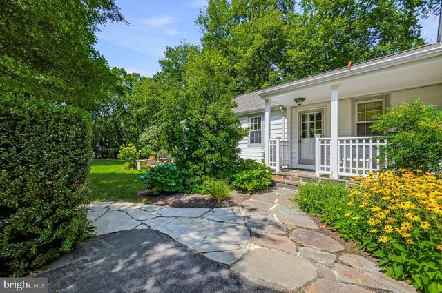 804 GREENWOOD RD, Wilmington, DE 19807