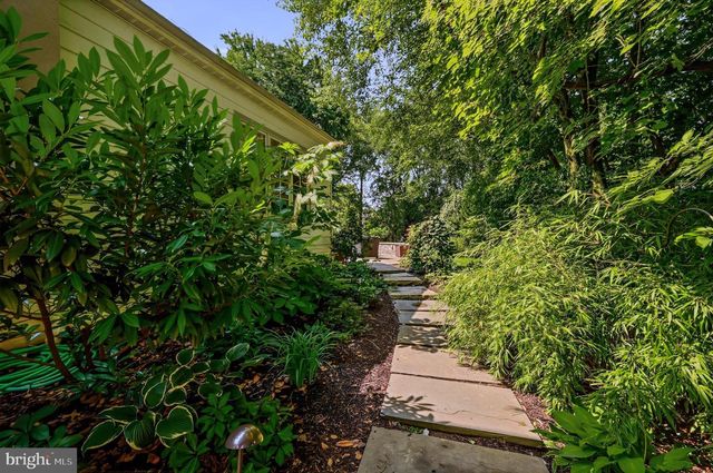 804 GREENWOOD RD, Wilmington, DE 19807