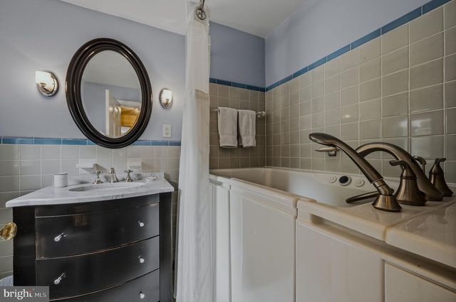 804 GREENWOOD RD, Wilmington, DE 19807